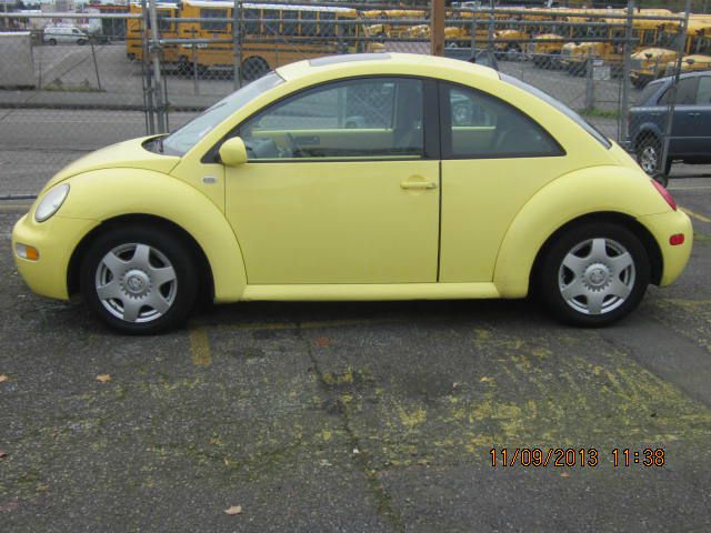 Volkswagen New Beetle 2001 photo 3