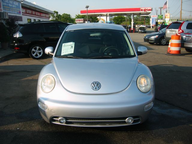 Volkswagen New Beetle 2001 photo 19