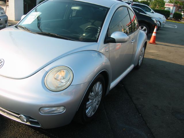 Volkswagen New Beetle 2001 photo 26