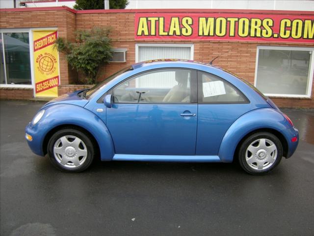 Volkswagen New Beetle 2001 photo 1