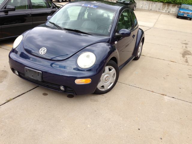 Volkswagen New Beetle 2001 photo 3