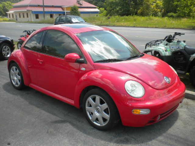 Volkswagen New Beetle 2001 photo 1