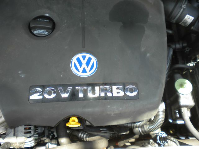 Volkswagen New Beetle 2001 photo 7