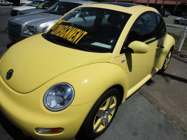 Volkswagen New Beetle 2001 photo 4