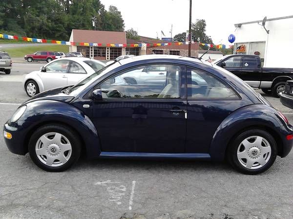 Volkswagen New Beetle 2001 photo 2