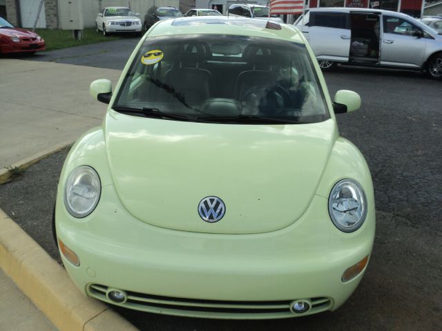 Volkswagen New Beetle 2001 photo 3