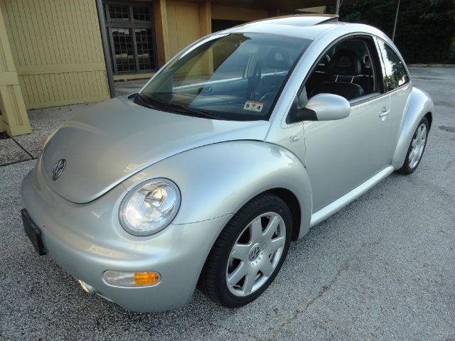 Volkswagen New Beetle 2001 photo 22