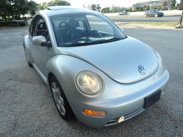 Volkswagen New Beetle 2001 photo 23