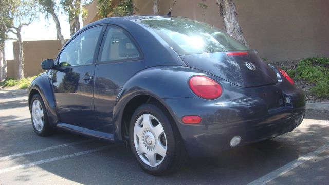 Volkswagen New Beetle 2001 photo 3