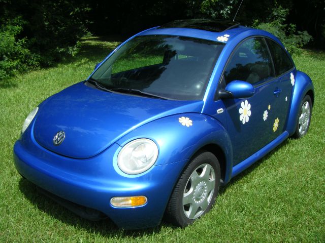 Volkswagen New Beetle 2001 photo 4