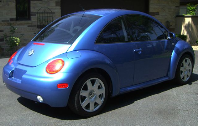 Volkswagen New Beetle 2001 photo 4