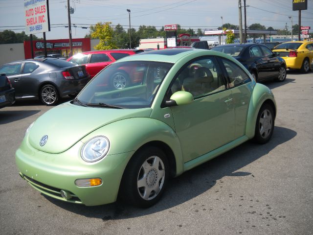 Volkswagen New Beetle 2001 photo 3