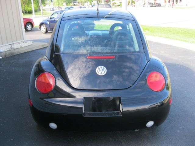 Volkswagen New Beetle 2001 photo 8