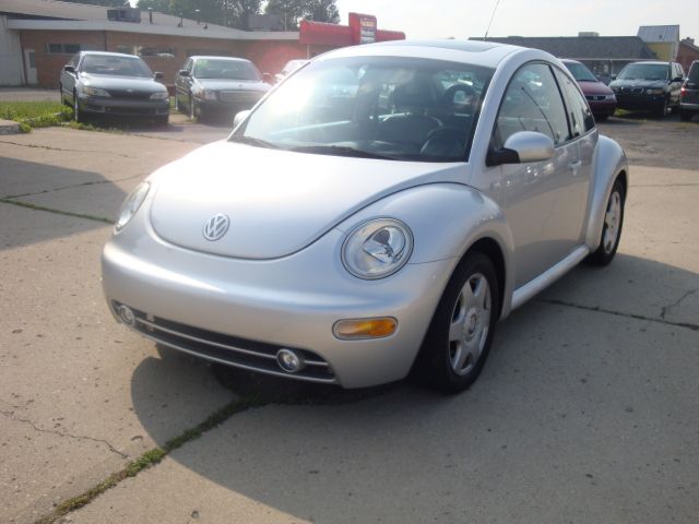 Volkswagen New Beetle 2001 photo 1