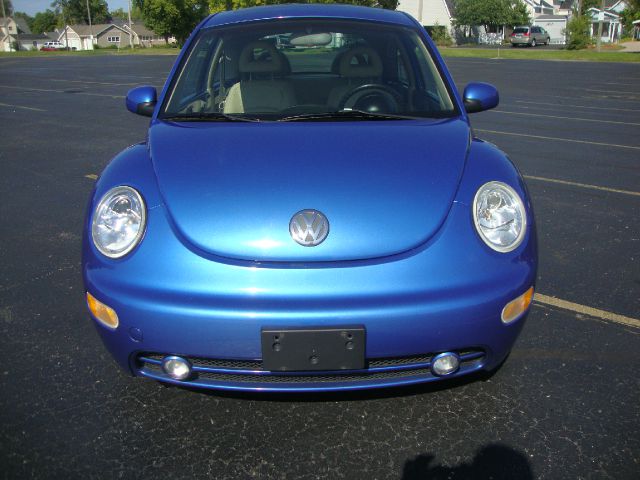 Volkswagen New Beetle 2001 photo 3