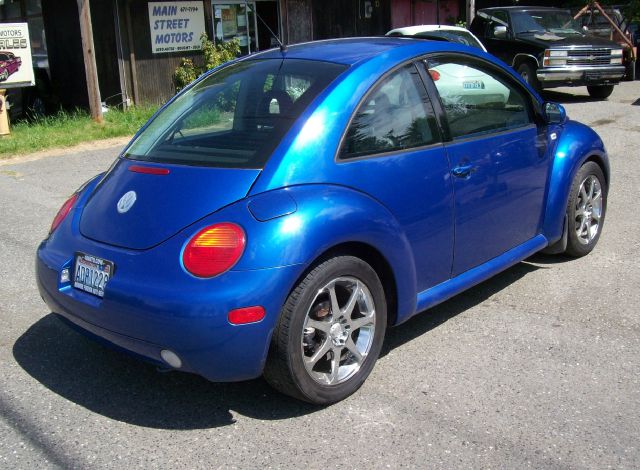 Volkswagen New Beetle 2002 photo 2