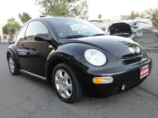 Volkswagen New Beetle 2002 photo 3