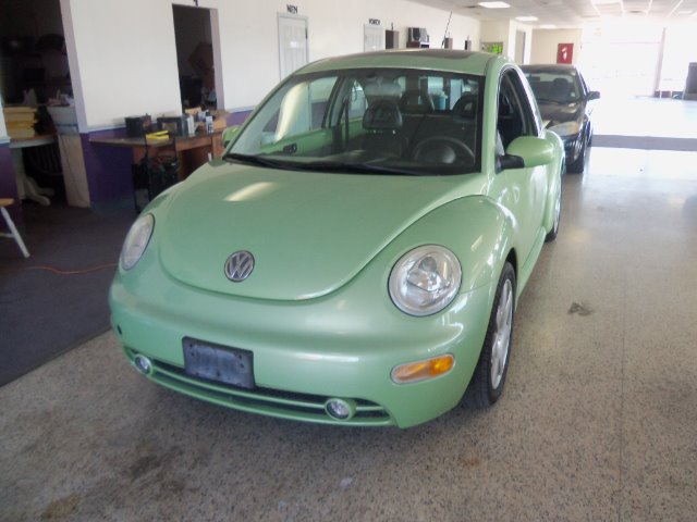 Volkswagen New Beetle 2002 photo 0