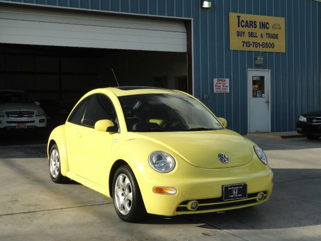 Volkswagen New Beetle 2002 photo 16