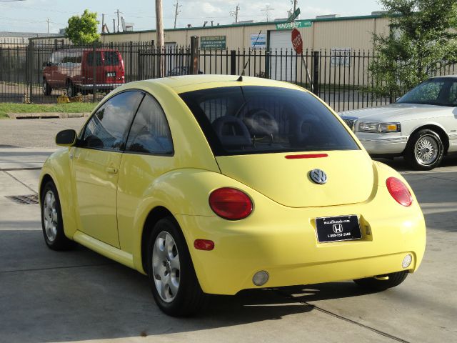 Volkswagen New Beetle 2002 photo 9