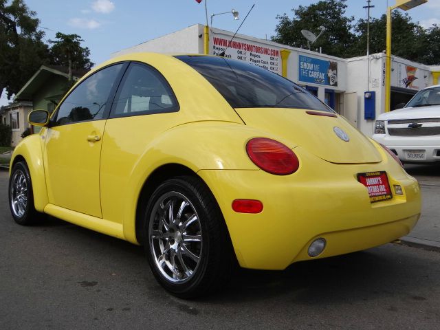 Volkswagen New Beetle 2002 photo 3