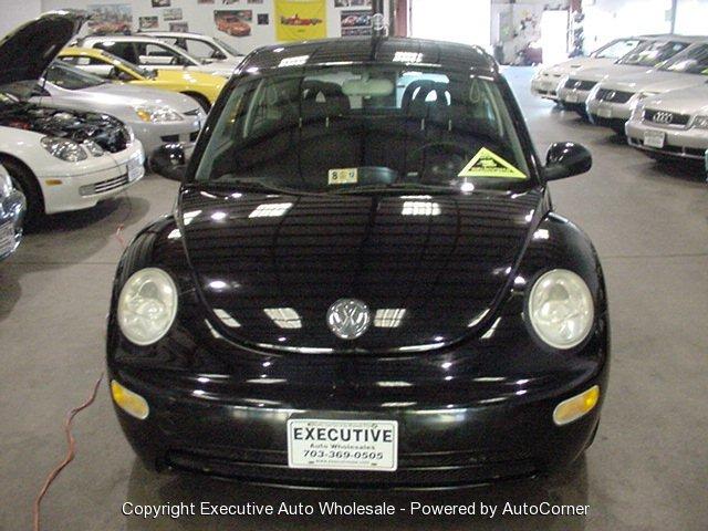 Volkswagen New Beetle 2002 photo 1