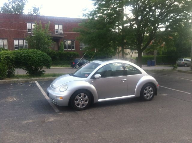 Volkswagen New Beetle 2002 photo 11