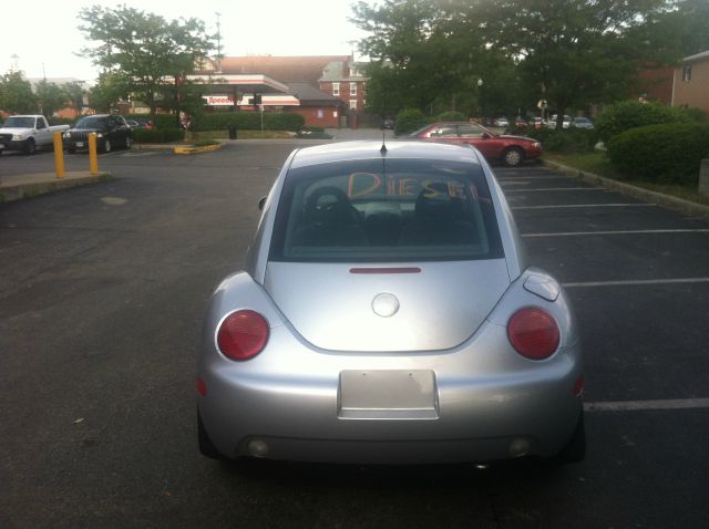 Volkswagen New Beetle 2002 photo 4