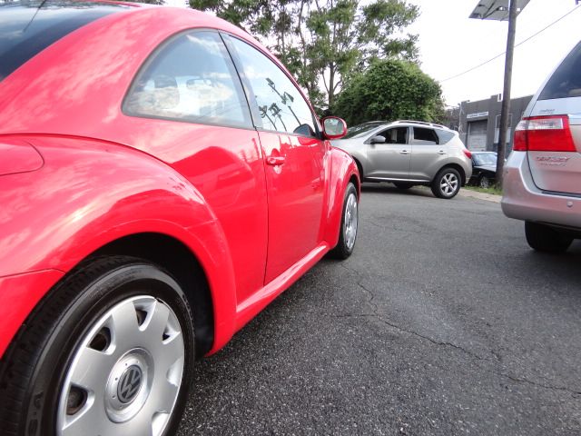 Volkswagen New Beetle 2002 photo 7