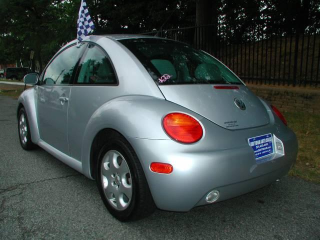 Volkswagen New Beetle 2002 photo 4