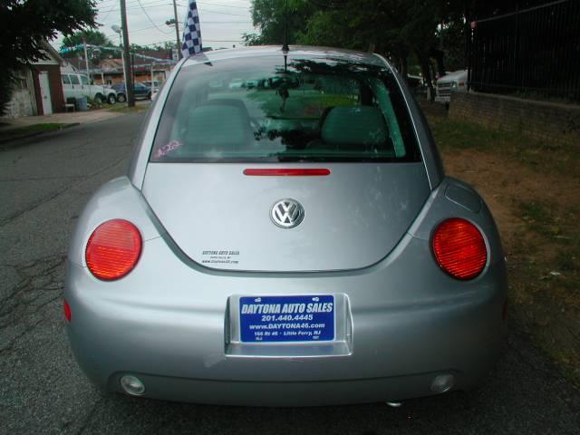 Volkswagen New Beetle 2002 photo 5