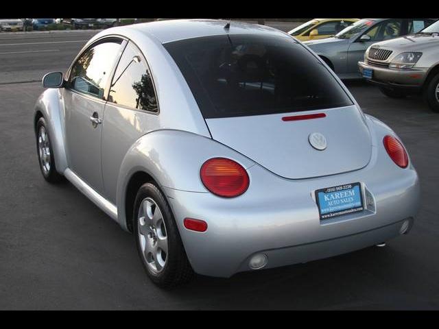 Volkswagen New Beetle 2002 photo 2