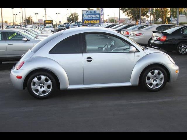 Volkswagen New Beetle 2002 photo 4