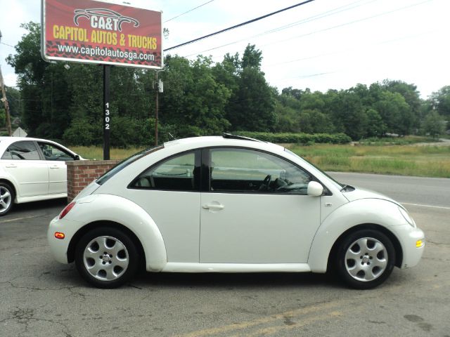 Volkswagen New Beetle 2002 photo 3