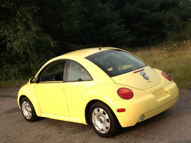 Volkswagen New Beetle 2002 photo 4