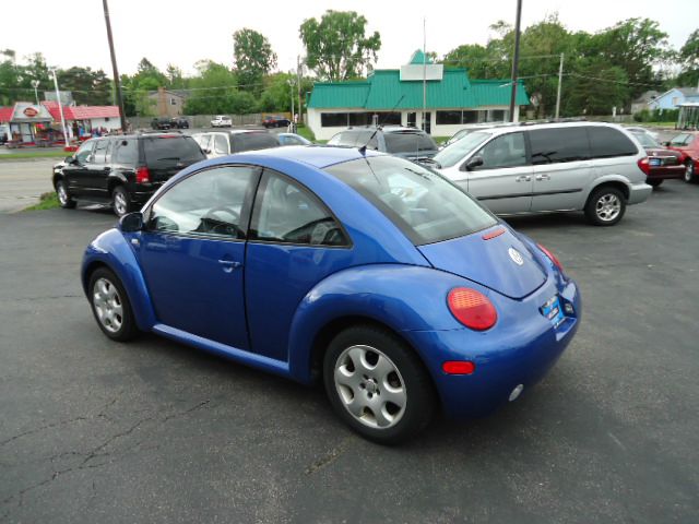 Volkswagen New Beetle 2002 photo 20