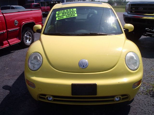 Volkswagen New Beetle 2002 photo 2