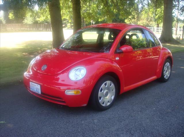 Volkswagen New Beetle 2002 photo 4