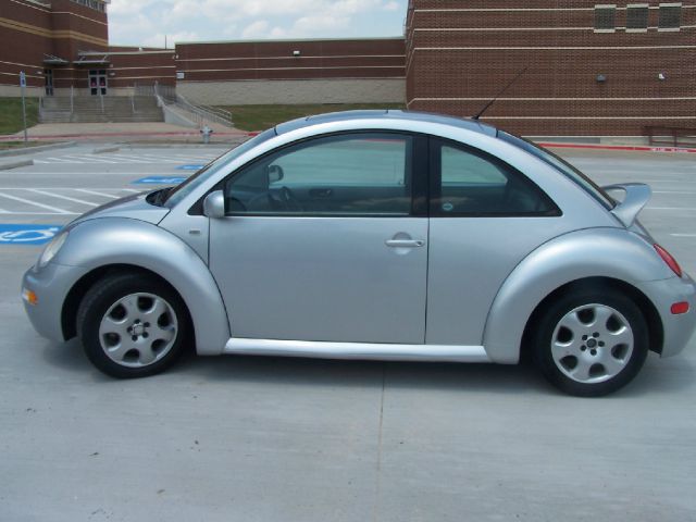 Volkswagen New Beetle 2002 photo 4