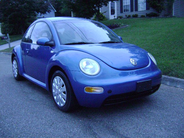 Volkswagen New Beetle 2002 photo 1