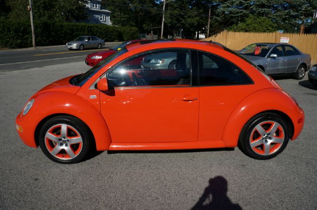 Volkswagen New Beetle 2002 photo 3