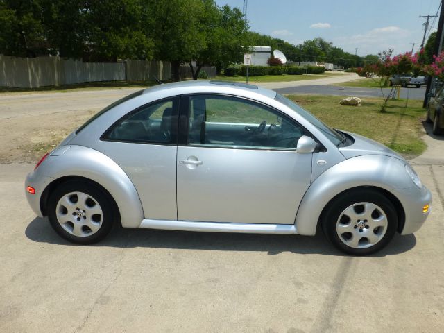 Volkswagen New Beetle 4dr 112 WB AWD Hatchback