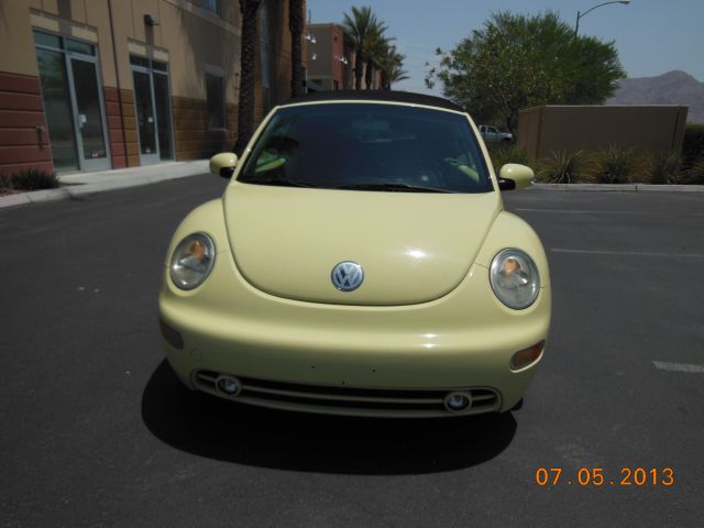 Volkswagen New Beetle 2003 photo 3