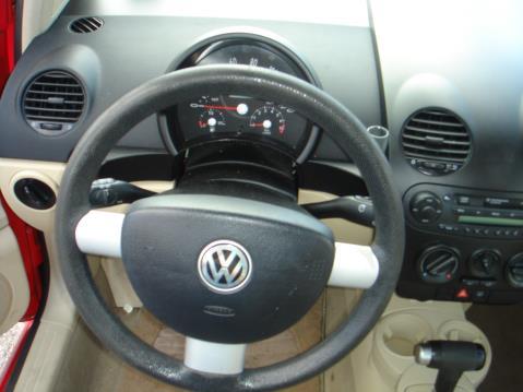 Volkswagen New Beetle S Sedan Hatchback