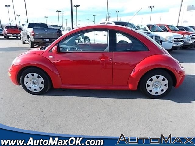 Volkswagen New Beetle 2003 photo 2