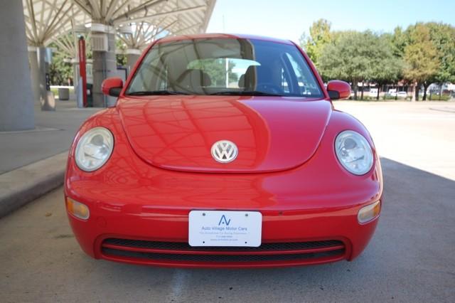 Volkswagen New Beetle 2003 photo 1