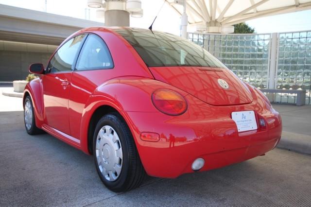 Volkswagen New Beetle 2003 photo 5