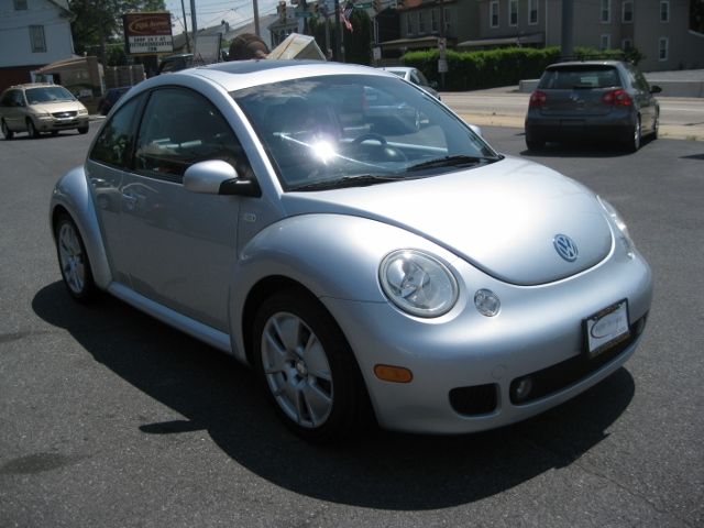 Volkswagen New Beetle 2003 photo 10