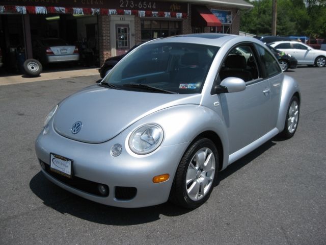 Volkswagen New Beetle 2003 photo 4