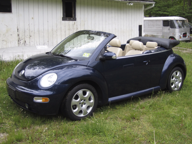 Volkswagen New Beetle 2003 photo 3